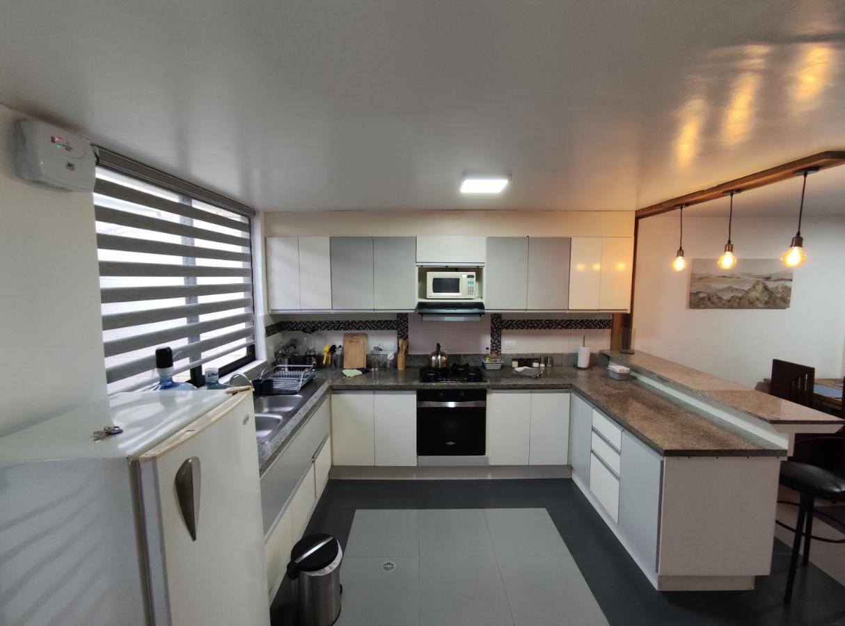 Elegante Apartamento Con Vistas Al Volcan Tungurahua Baños Zewnętrze zdjęcie